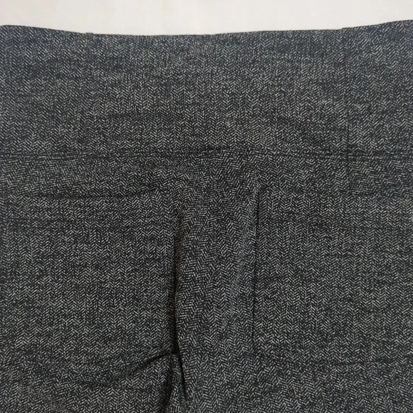 Athleta Herringbone Metro High Waisted Leggings, Color Black/ Gray Size M - Picture 10 of 15